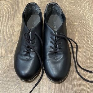 Capezio Black Tap Shoes, Size 1 1/2